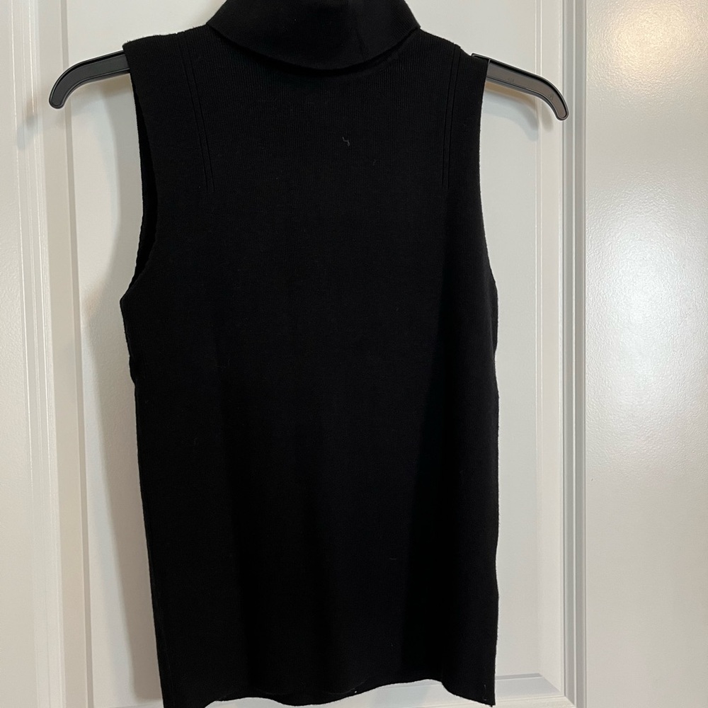 Lili Sidonio Sleeveless Turtleneck Sweater, Black, Small